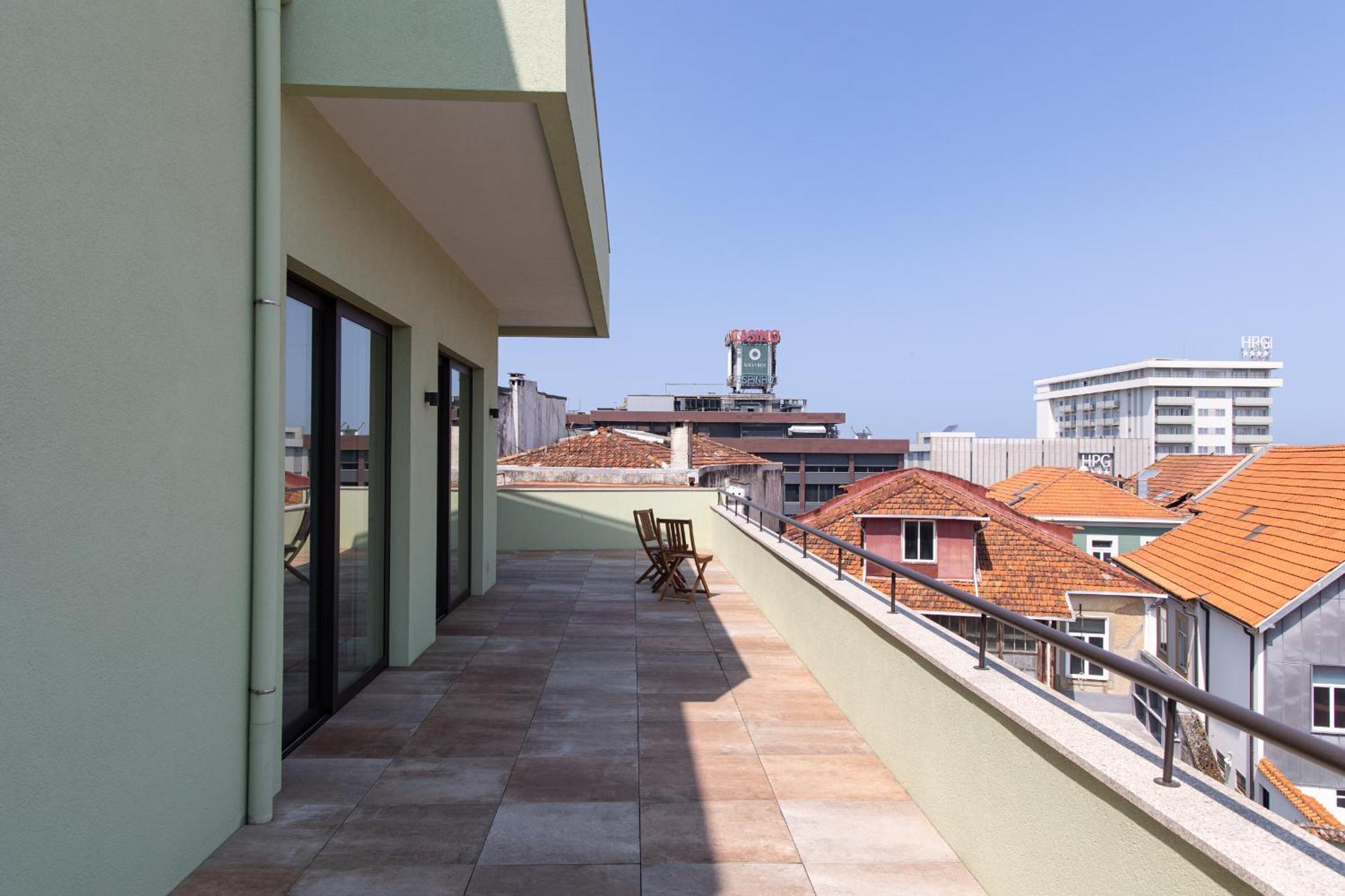19 Nineteen Suites - Espinho 에스피뇨 객실 사진